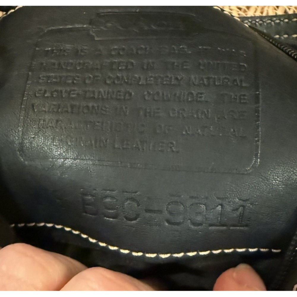 Vintage Coach Demi Bleeker 9311 Hand Bag Pouch Black Vintage USA - Picture 8 of 9
